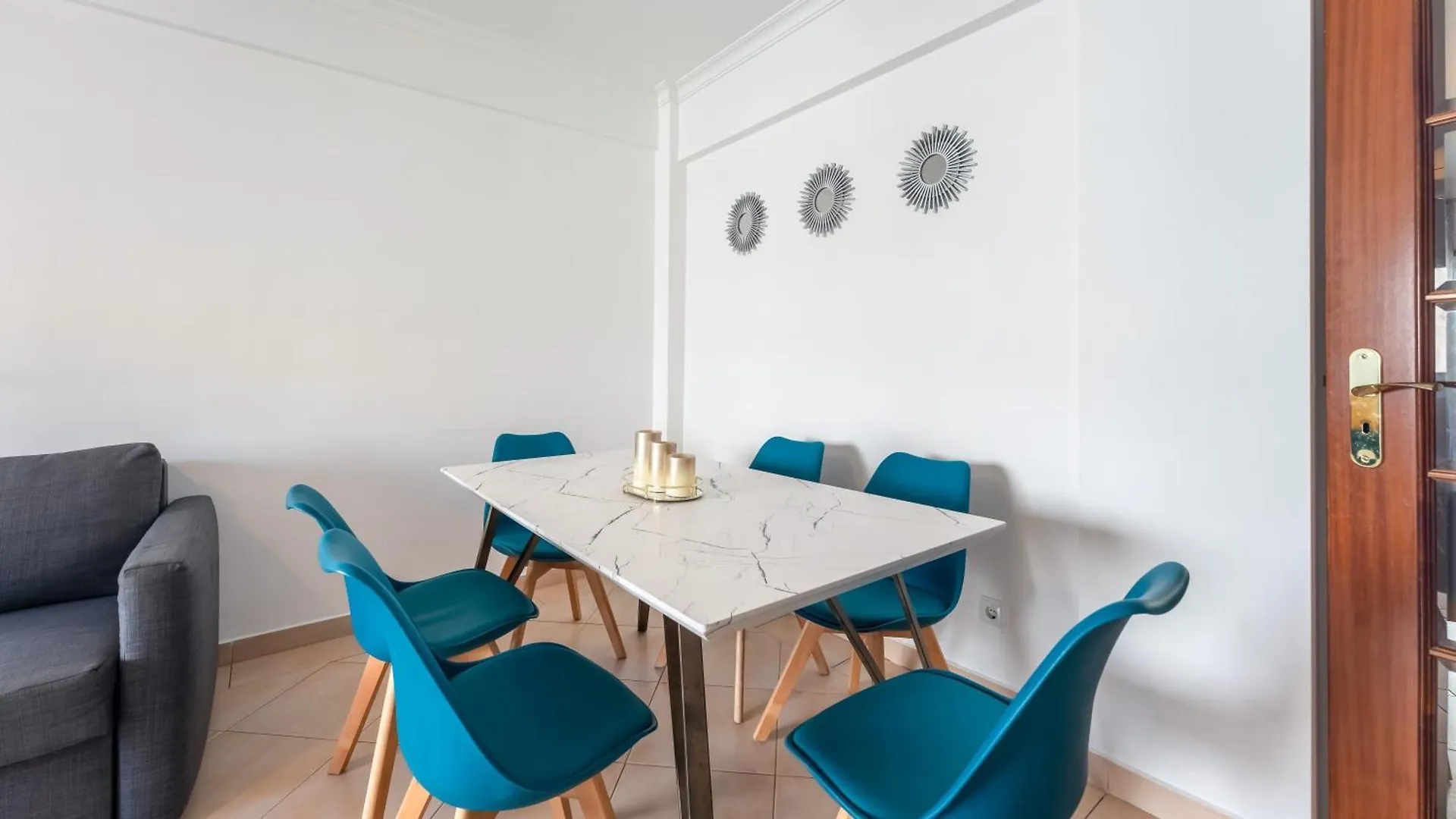 Sunny Retreat With Pool And Balcony By Lovelystay Albufeira Apartment